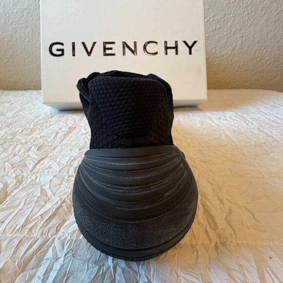 ? GIVENCHY GIV 1 Black Sneakers – Size 42 – Brand New – 100% Authentic ?